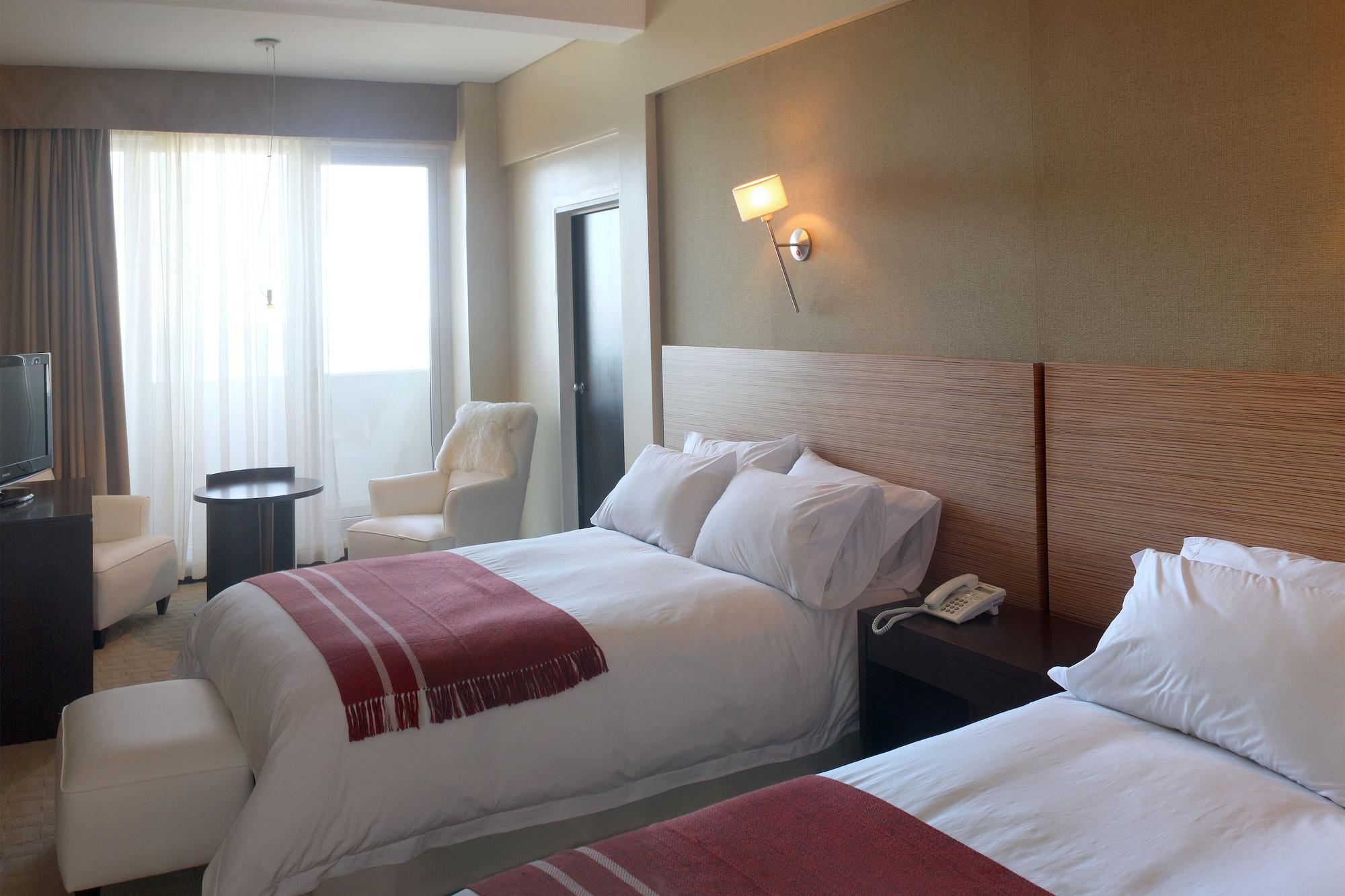 Rayentray Grand Hotel ปวยร์โตมาดริน ภายนอก รูปภาพ