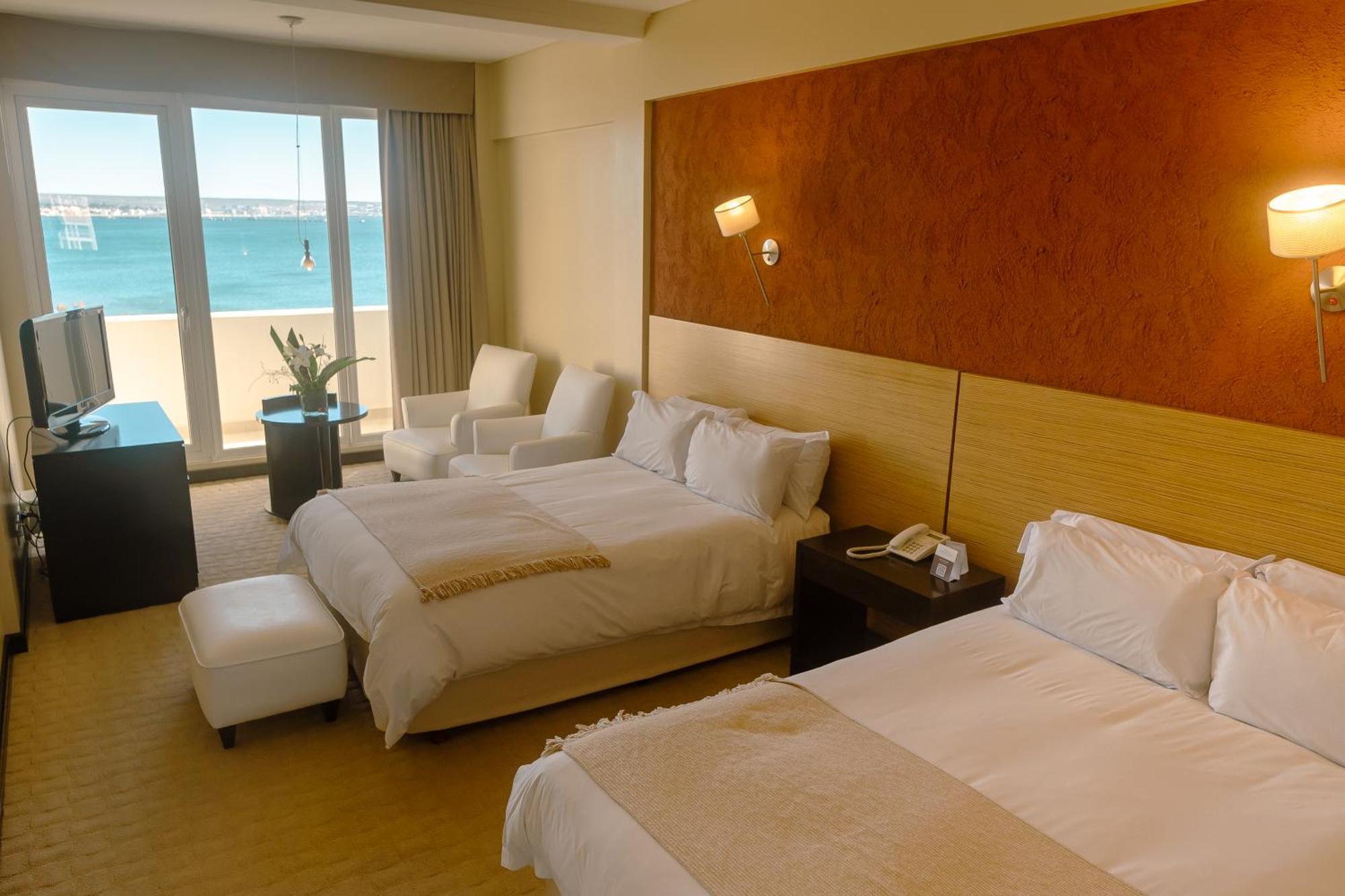 Rayentray Grand Hotel ปวยร์โตมาดริน ภายนอก รูปภาพ