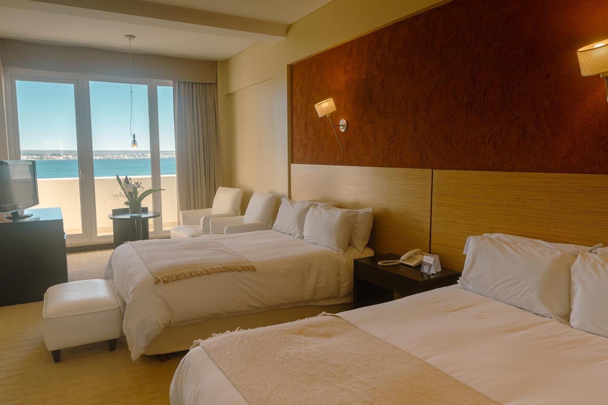 Rayentray Grand Hotel ปวยร์โตมาดริน ภายนอก รูปภาพ