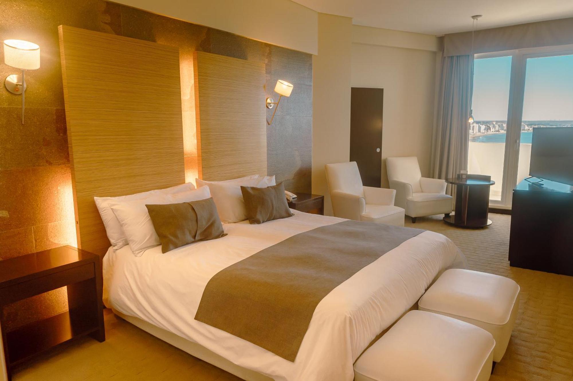 Rayentray Grand Hotel ปวยร์โตมาดริน ภายนอก รูปภาพ