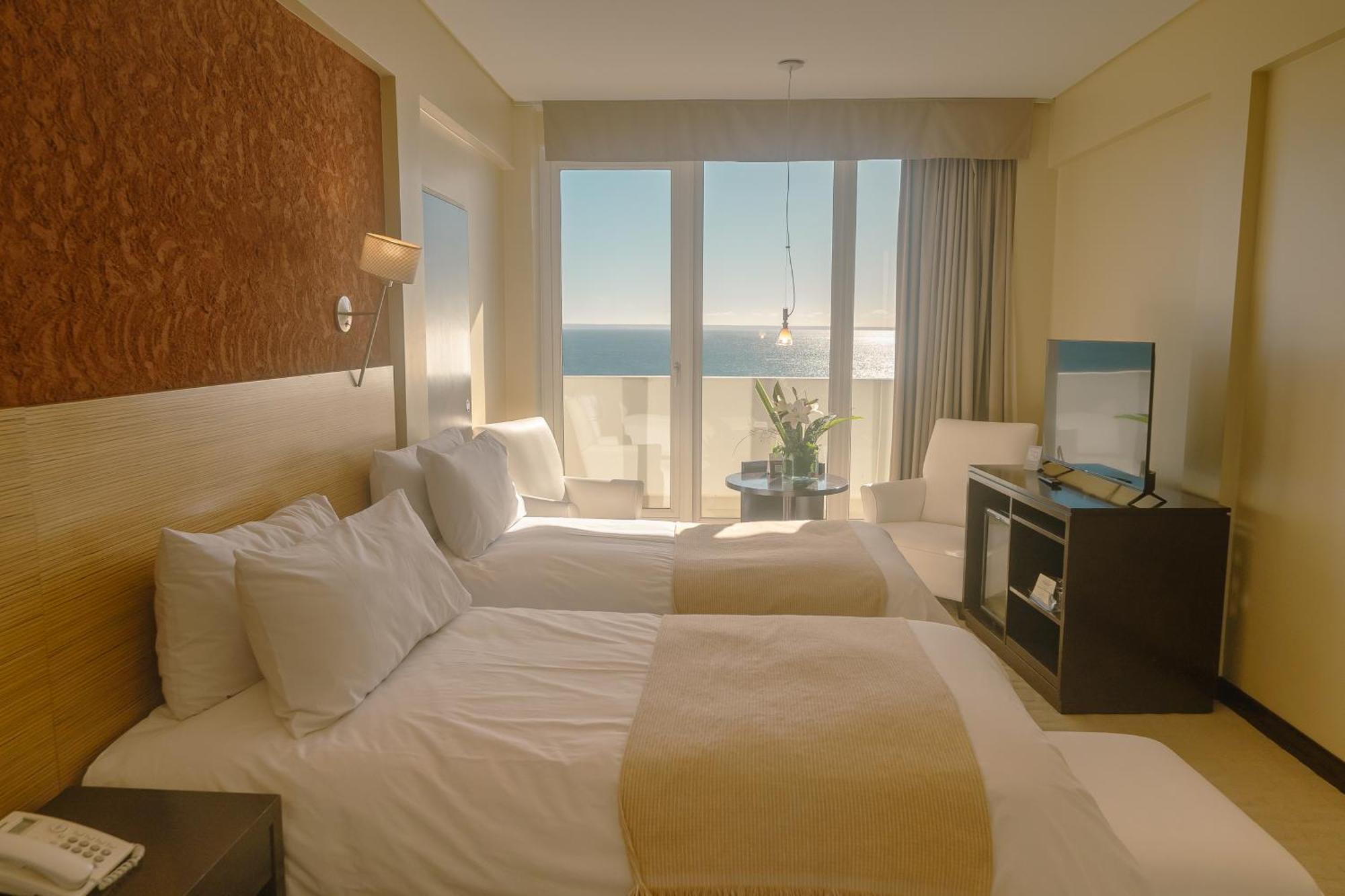Rayentray Grand Hotel ปวยร์โตมาดริน ภายนอก รูปภาพ